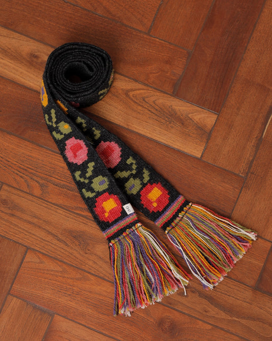 Крайка "Килимкова" з квітами - {МАЛЬВИ}