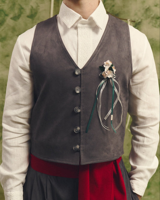 Чоловічий замшевий жилет