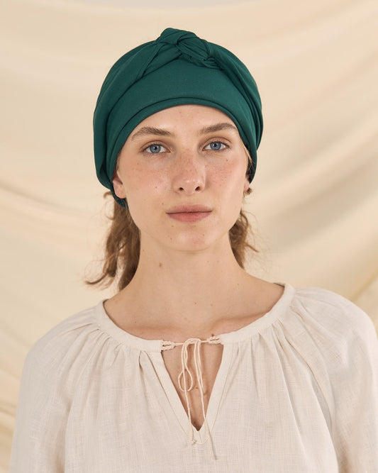 Традиційна однотонна хустка темно-зелена