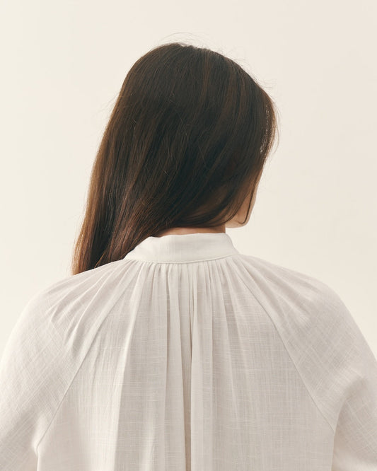 Однотонна лляна сорочка спинка - {МАЛЬВИ}