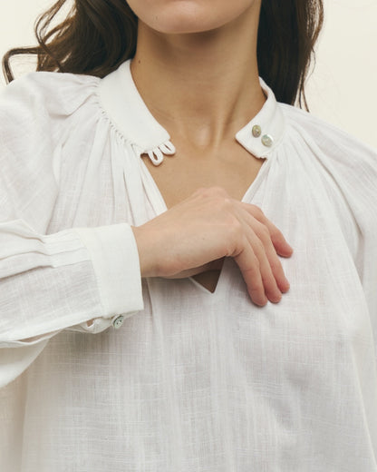 Традиційна однотонна блуза - {МАЛЬВИ}