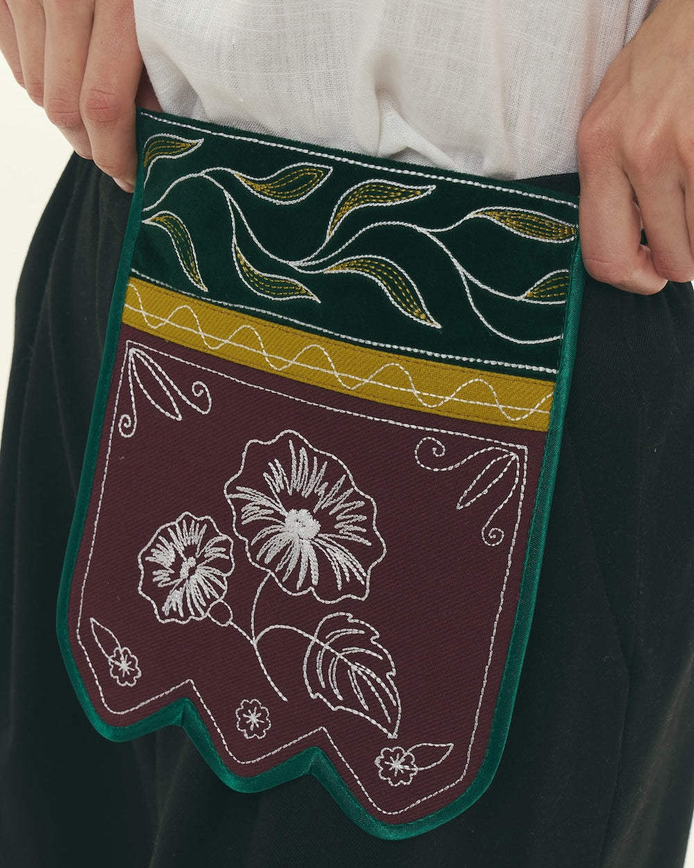 Етно кишеня на пояс вишита