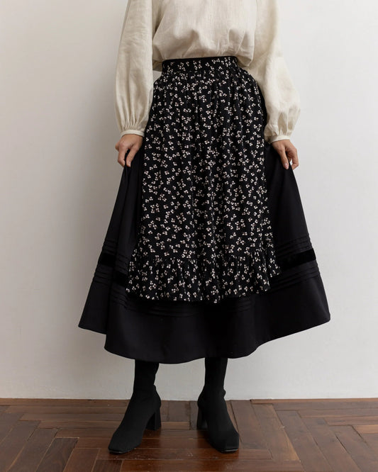 Фартух квітковий - {МАЛЬВИ}