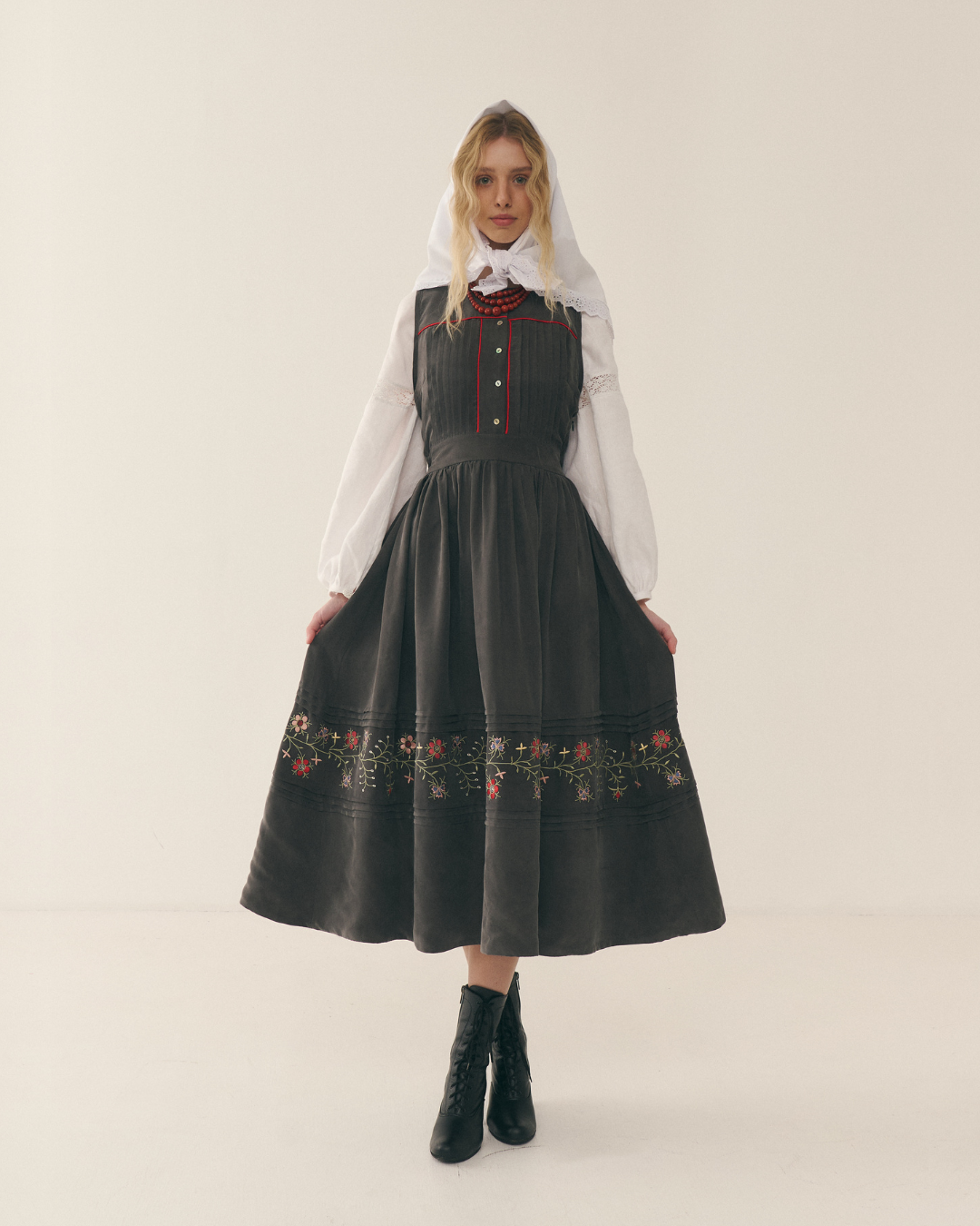 Спідниця з нагрудником "Чернігівська" вишита