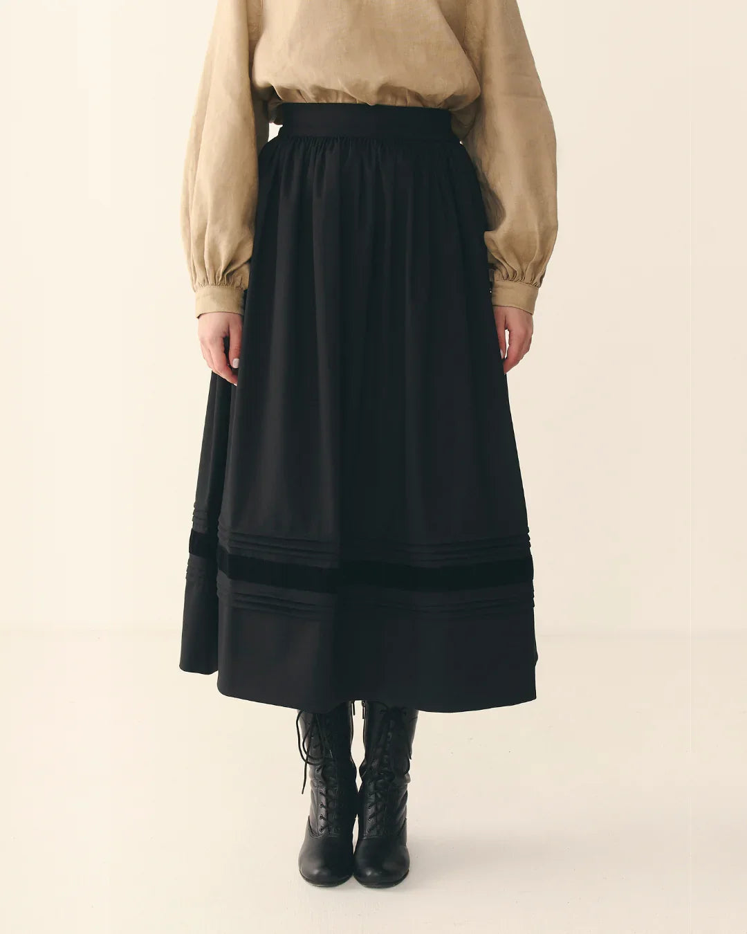 Чорна етно спідниця