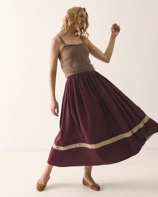 традиційна бордова спідничка