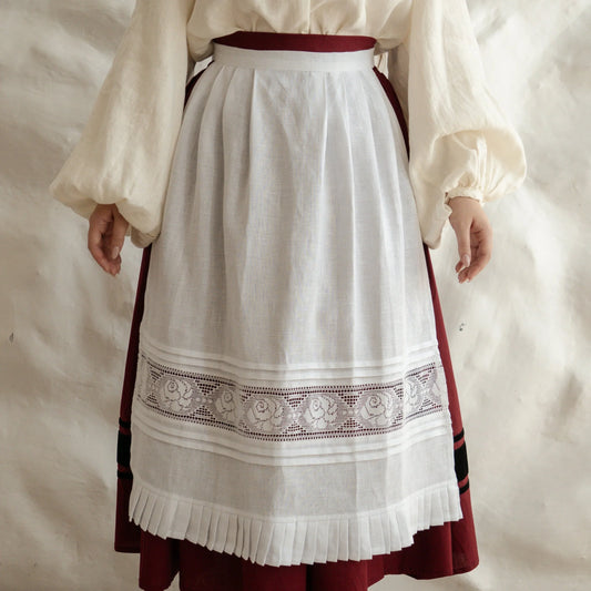 Фартух з мереживом - {МАЛЬВИ}