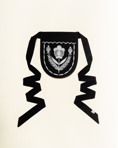 Чорна етно кишенька на пояс "Мак"