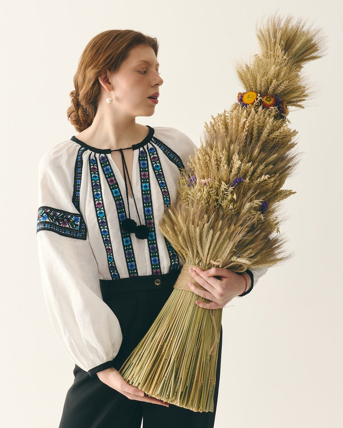 Вишита сорочка "Борщівська" з балабонами