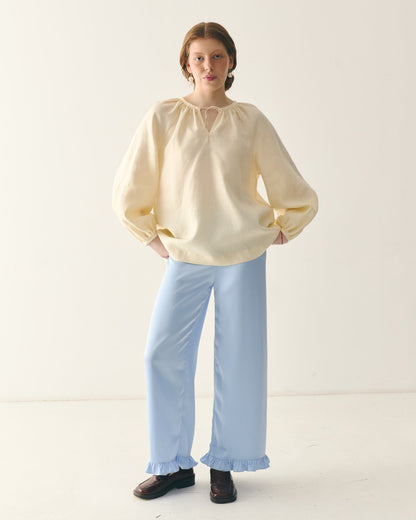 Однотонна молочна сорочка з льону "Буденка"