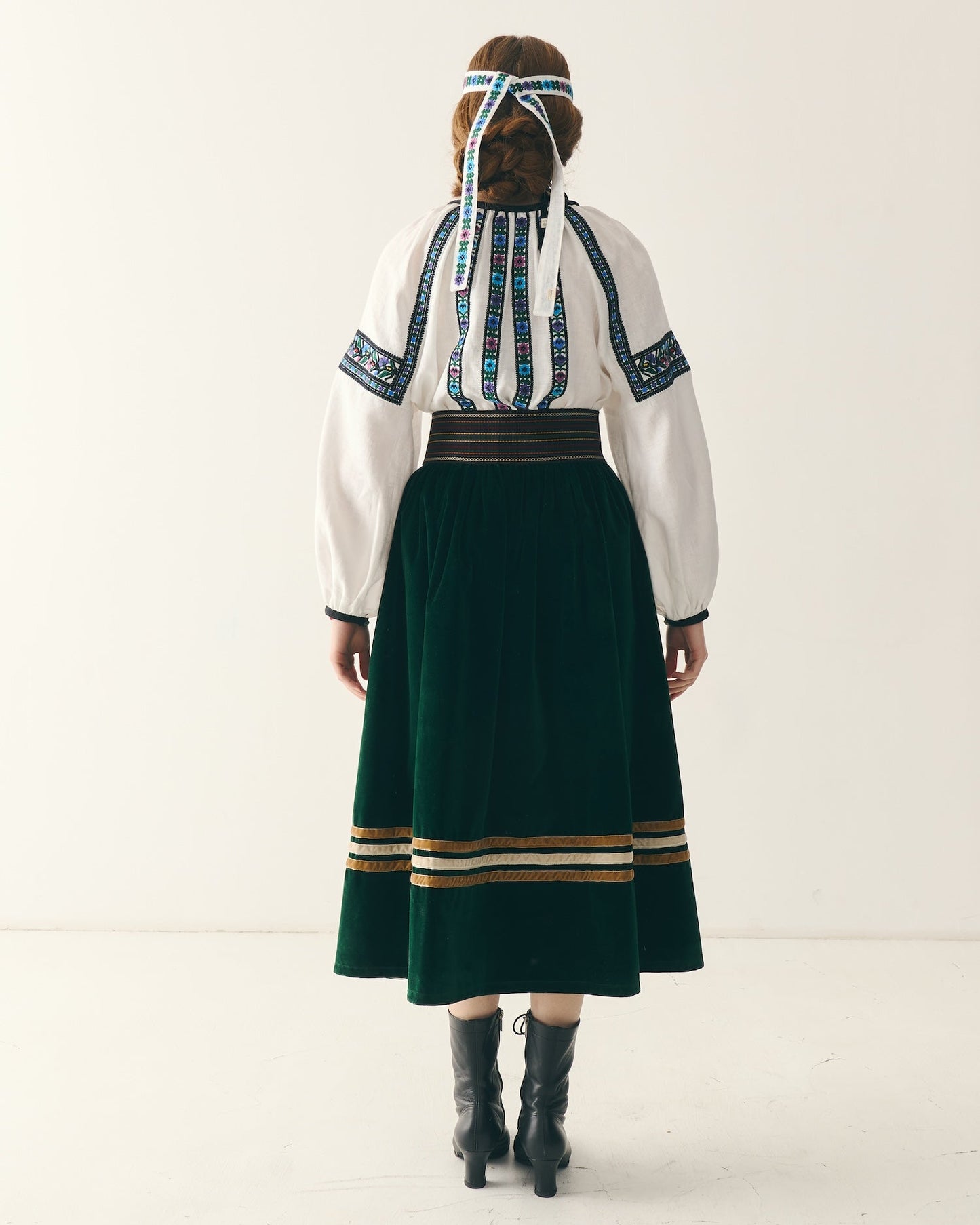 Оксамитова спідниця "Борщівська" на три стрічки